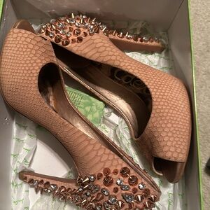 Soft Pink leather with rose gold studs and large jewel stones peeptoe pumps